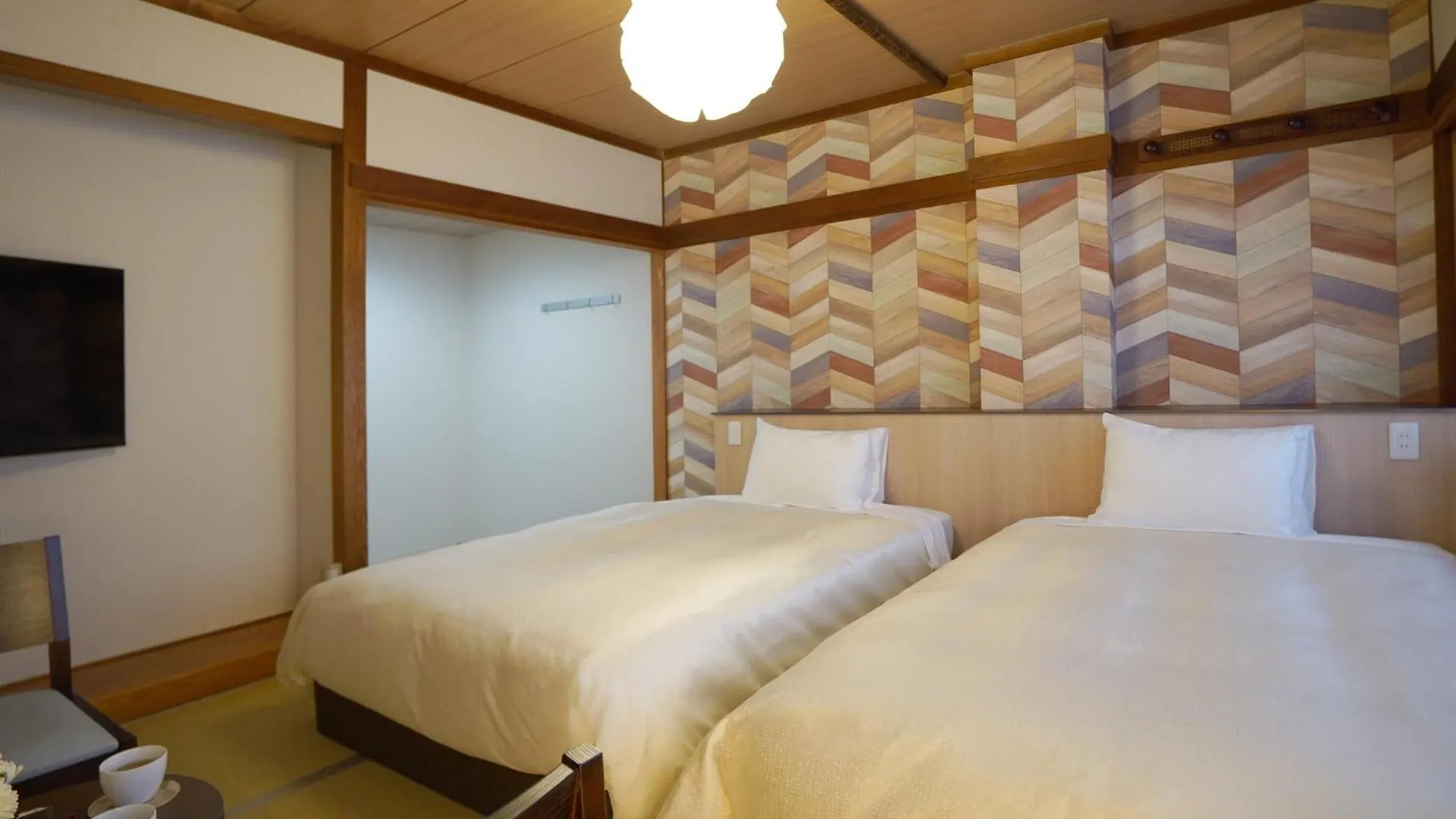 Hotel New Gaea Iizuka 3*,